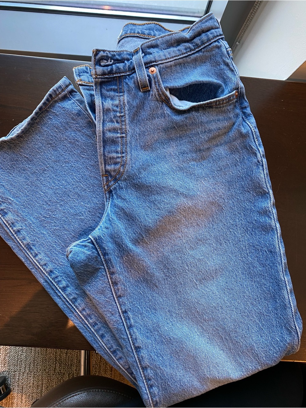 Levi's 501 Curve Size 28 Blue Denim Jeans